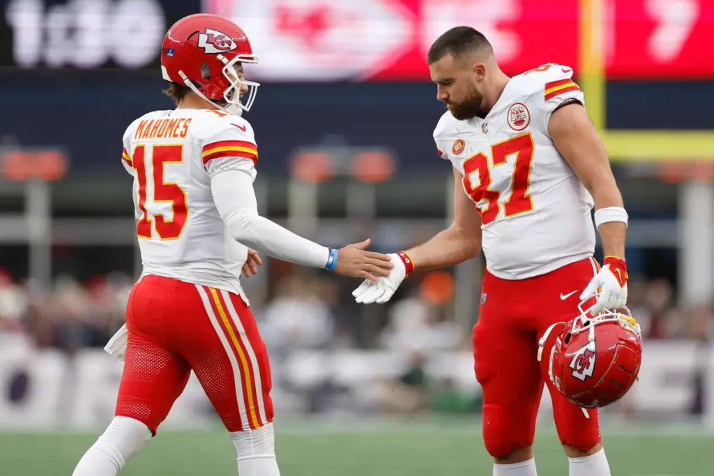 Patrick Mahomes and Travis Kelce Power Chiefs to 17-10 Win Over Chargers